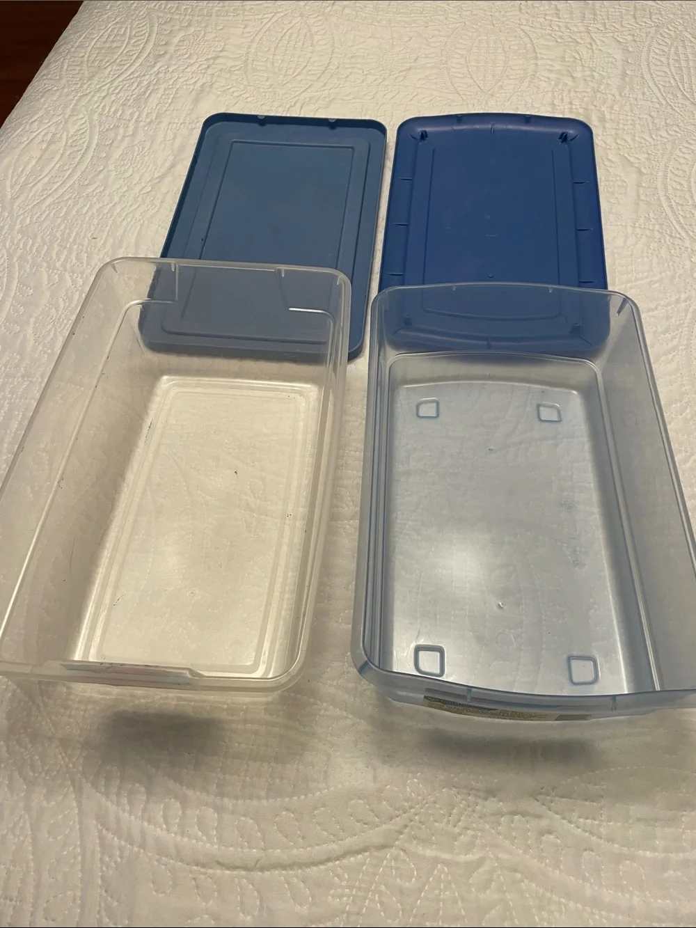 Set of 4 Rubbermaid Plastic Storage Boxes Shoe Box Size Stackable Lightly Used